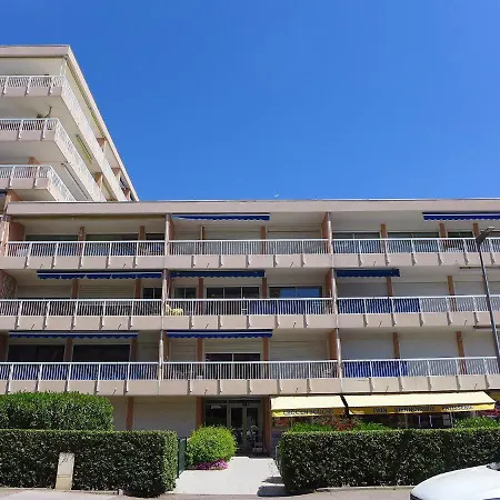 Apartman Le Mediterranee-2 By Interhome Fréjus