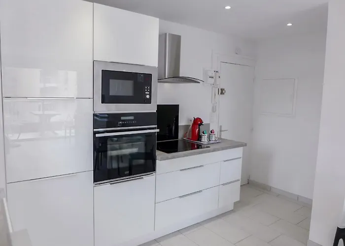 Le Mediterranee-2 By Interhome Apartment *