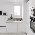 Le Mediterranee-2 By Interhome شقة Fréjus