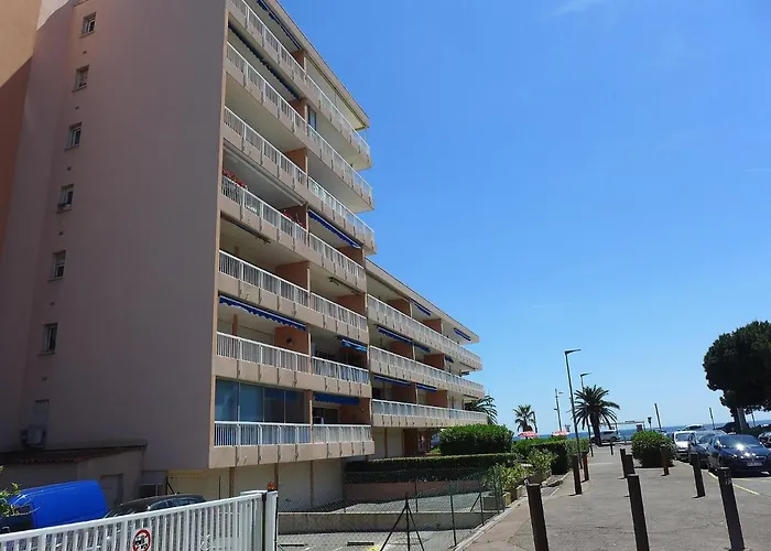 Le Mediterranee-2 By Interhome شقة *